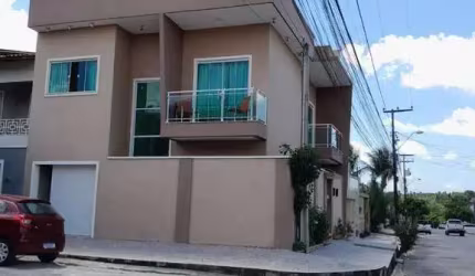 Casa com 3 dormitórios à venda, 280 m² por R$ 680.000,00 - Maraponga - Fortaleza/CE