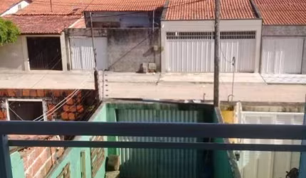 Casa com 2 dormitórios à venda, 72 m² por R$ 140.000,00 - Jangurussu - Fortaleza/CE