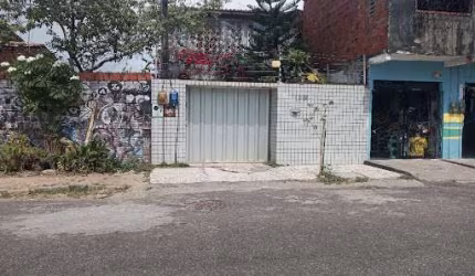 Casa com 3 quartos à venda, 170 m² por R$ 550.000 - Vila Peri - Fortaleza/CE