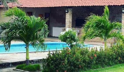 Casa com 4 dormitórios à venda, 900 m² por R$ 500.000,00 - Caponga - Cascavel/CE