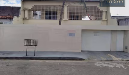 Casa á venda no Montese