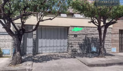 Casa com 5 dormitórios à venda, 207 m² por R$ 550.000,00 - Sapiranga - Fortaleza/CE
