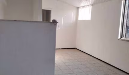 Apartamento com 2 dormitórios à venda, 58 m² por R$ 110.000,00 - P do Futuro - Fortaleza/CE