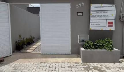 Casa com 2 dormitórios à venda, 64 m² por R$ 225.000 - Parque Tijuca - Maracanaú/CE