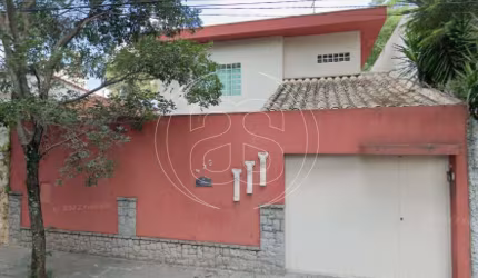 Sobrado à Venda no Brooklin, 404m² de Área Útil e 500m² de Terreno.