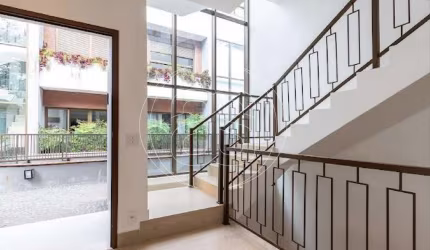 Casa de condomínio com 4 suítes na charmosa Rua Das Barcas no miolo do Alto da Boa Vista