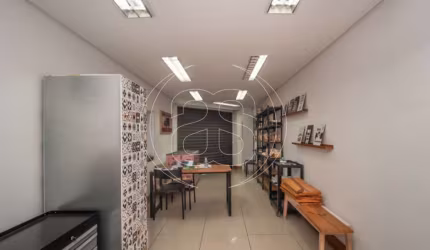 Oportunidade Única! Espaço Comercial de 160m² na Chácara Santo Antônio, Zona Sul