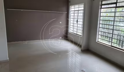 CASA COMERCIAL - CAMPO BELO