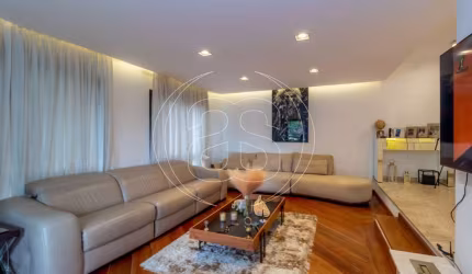 APARTAMENTO ESPAÇOSO E COM BOA LOCALIZAÇÃO