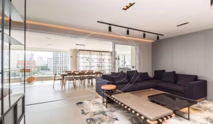 Apartamento à venda em Moema