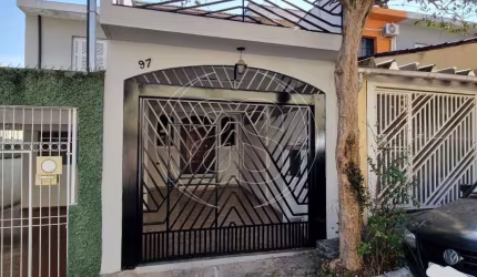 Sobrado residencial á venda em Vila Clementino com 100m²