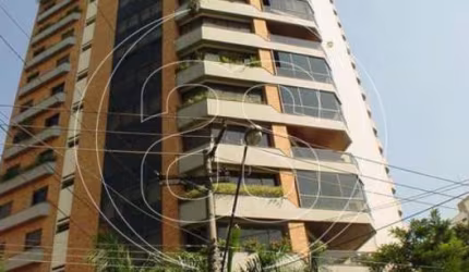 APARTAMENTO À VENDA NO CAMPO BELO