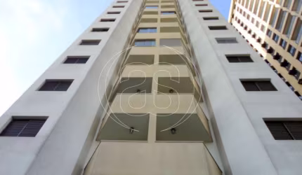 APARTAMENTO À VENDA NO CAMPO BELO