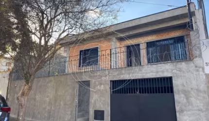 Casa com 2 quartos à venda com 112m²