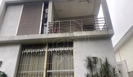 Sobrado á venda com 600m²