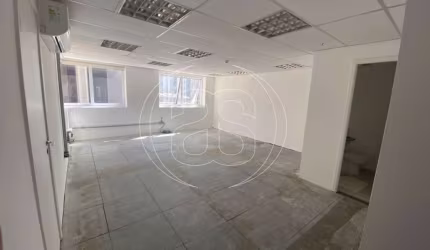 Conjunto comercial com 130m² em Brooklin