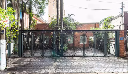 Casa comercial mobiliada disponível para locação em Chácara Monte Alegre