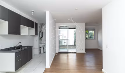 Apartamento para locação com 2 vagas de garagem