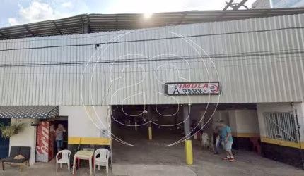 Oportunidade Única! Imóvel Comercial no Coração de Cidade Monções