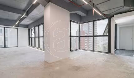 CONJUNTO COMERCIAL COM 254M² E 5 VAGAS PARA LOCAÇÃO NO ITAIM