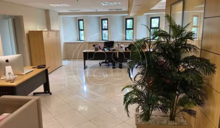 Conjunto comercial à venda e locação próximo do Shopping Ibirapuera