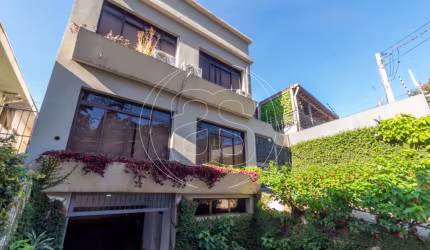 Imóvel comercial com 10 vagas de garagem disponível para venda