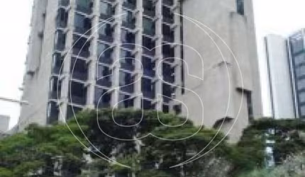 CONJUNTO COMERCIAL NA REGIÃO DO BROOKLIN