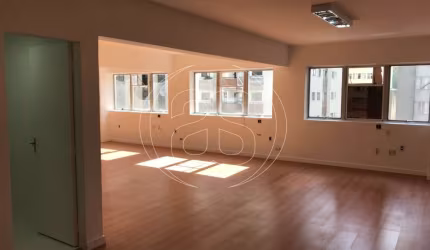 CONJUNTO COMERCIAL / SALA Á VENDA