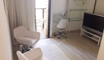 Ed. Qi, Mobiliado com Vaga de Garagem!