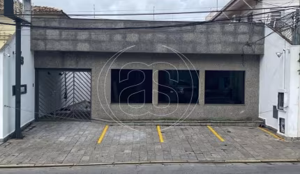 Casa Comercial em Indianópolis com 10 Vagas !