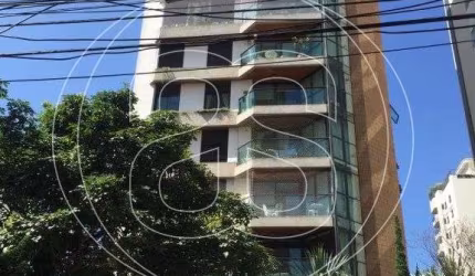 APARTAMENTO NA REGIÃO DE MOEMA