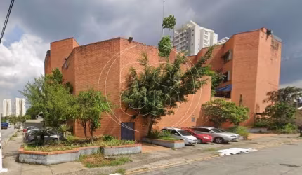Prédio comercial disponível para venda e locação - 6.468m²