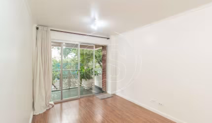 Apartamento Reformado para locação de 45m² em Moema