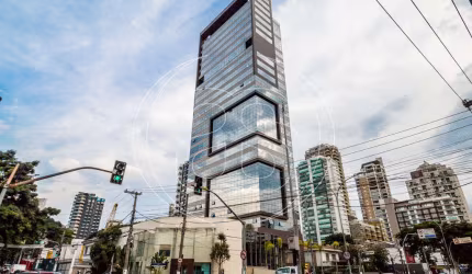 Oportunidade Única! Espaço Comercial de Prestígio em Moema.