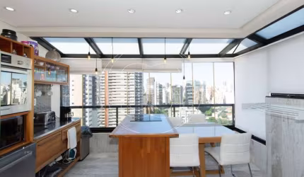 COBERTURA TRIPLEX - 1 SUITE - 94M² - 1 VAGA - VILA OLIMPIA
