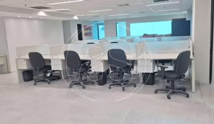ANDAR COMERCIAL NA REGIÃO DE MOEMA