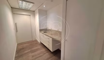 SALA COMERCIAL PARA LOCAÇÃO COM GARAGEM NA VL.OLINPÍA