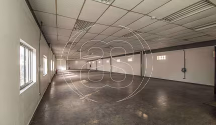CONJUNTO COMERCIAL NA REGIÃO