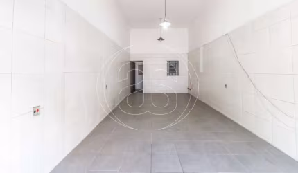 LOJA -  JD. JABAQUARA - AV. CUPECÊ -  A/C 48 m² -  Terr. 56 m²  (4 x 14) - Aluga por 2.500,00