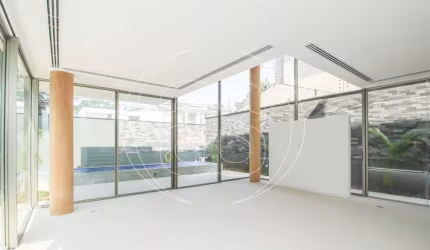 Casa em Condomínio fechado à venda em MOEMA, 636 M² Úteis.