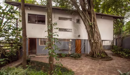 CASA À VENDA - ALTO DA BOA VISTA