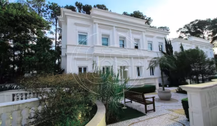Casa à venda em condomínio fechado, Chácara Monte Alegre, 550 M² Úteis.