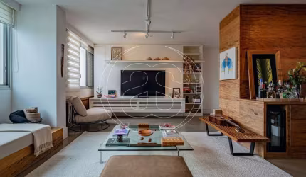 APARTAMENTO - VENDA OU LOCAÇÃO - 151m² - BOA LOCALIZAÇÃO.
