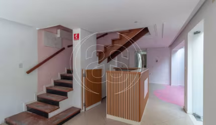 SOBRADO COMERCIAL - MOEMA ÍNDIOS - 141M² ÚTEIS - 2 BANHEIROS - 2 VAGAS