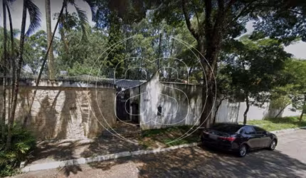 CASA TÉRREA COM PISCINA PARA VENDA - ALTO DA BOA VISTA