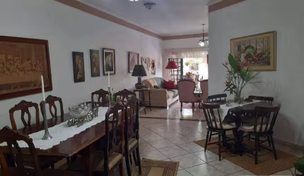 Casa com 3 dormitórios à venda por R$ 720.000,00 - Jardim Califórnia - Ribeirão Preto/SP