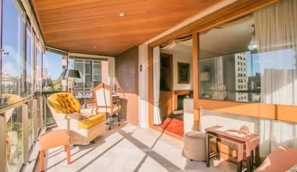 Apartamento com 3 quartos à venda na Rua Carlos Trein Filho, 577, Auxiliadora, Porto Alegre, 164 m2 por R$ 1.600.000