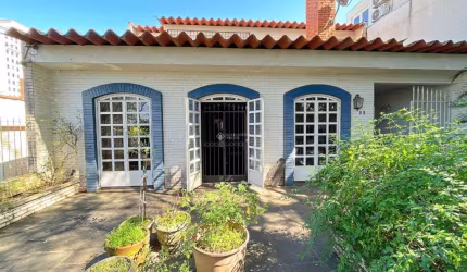Casa com 5 quartos à venda na Avenida Inácio Vasconcelos, 99, Boa Vista, Porto Alegre, 304 m2 por R$ 1.274.000