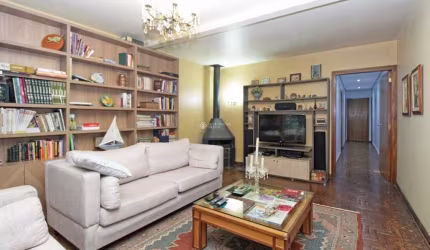 Casa com 3 quartos à venda na Rua Carlos Trein Filho, 460, Auxiliadora, Porto Alegre, 270 m2 por R$ 1.235.000
