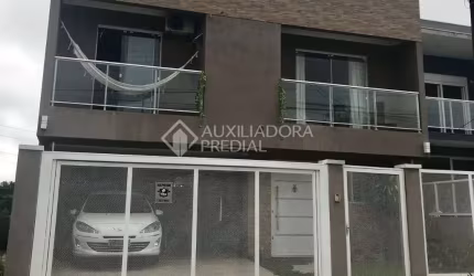 Casa em condomínio fechado com 3 quartos à venda na Rua Verdes Campos, 660, Mário Quintana, Porto Alegre, 300 m2 por R$ 890.000